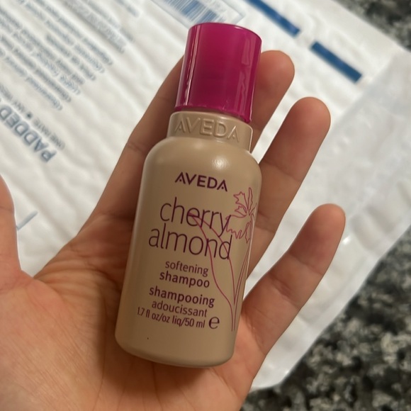 Aveda cherry almond softening shampoo 1.7oz ➕color conserve conditioner 1.7oz - Picture 3 of 3
